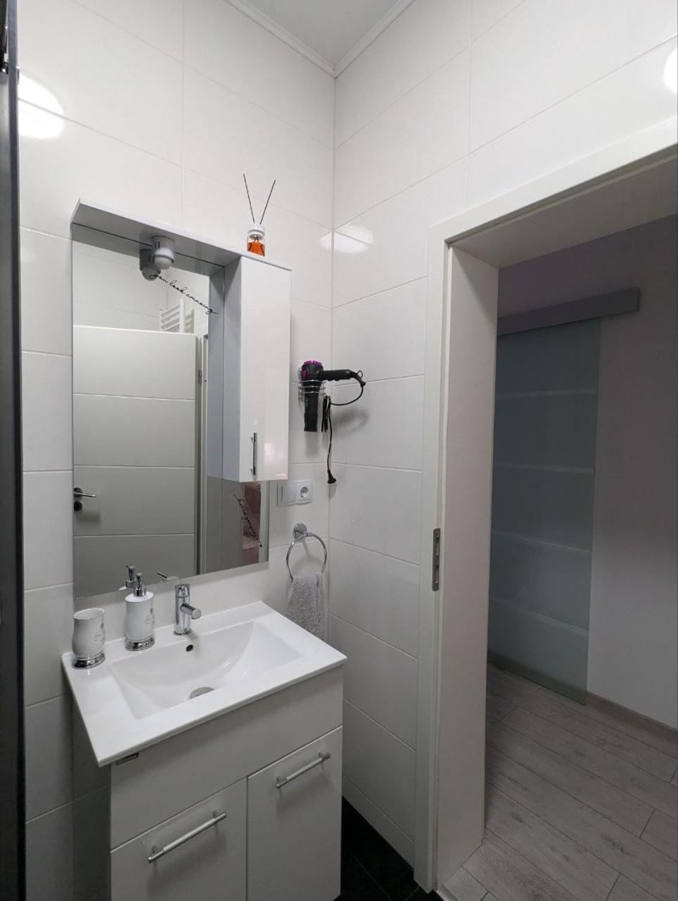 Gast Haus Apartment Sibiu Exterior photo